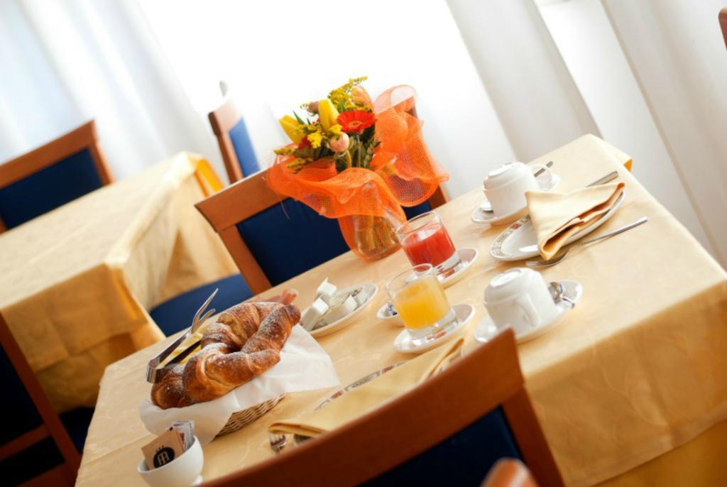 Hotel Touring Falconara Marittima