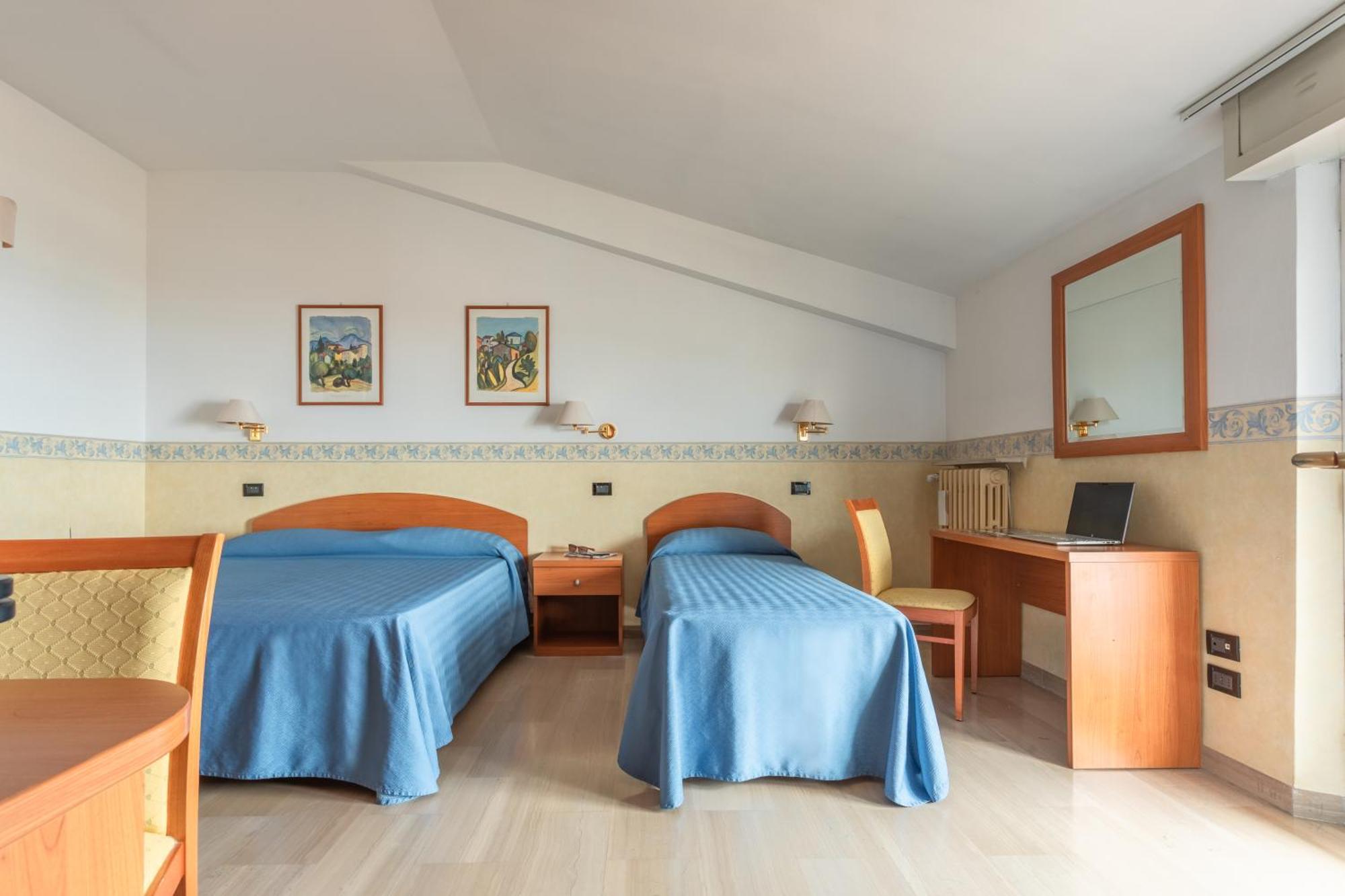 Hotel Touring Falconara Marittima
