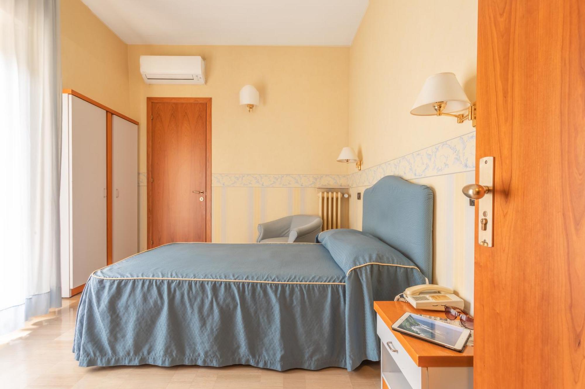 Touring Hotel Falconara Marittima