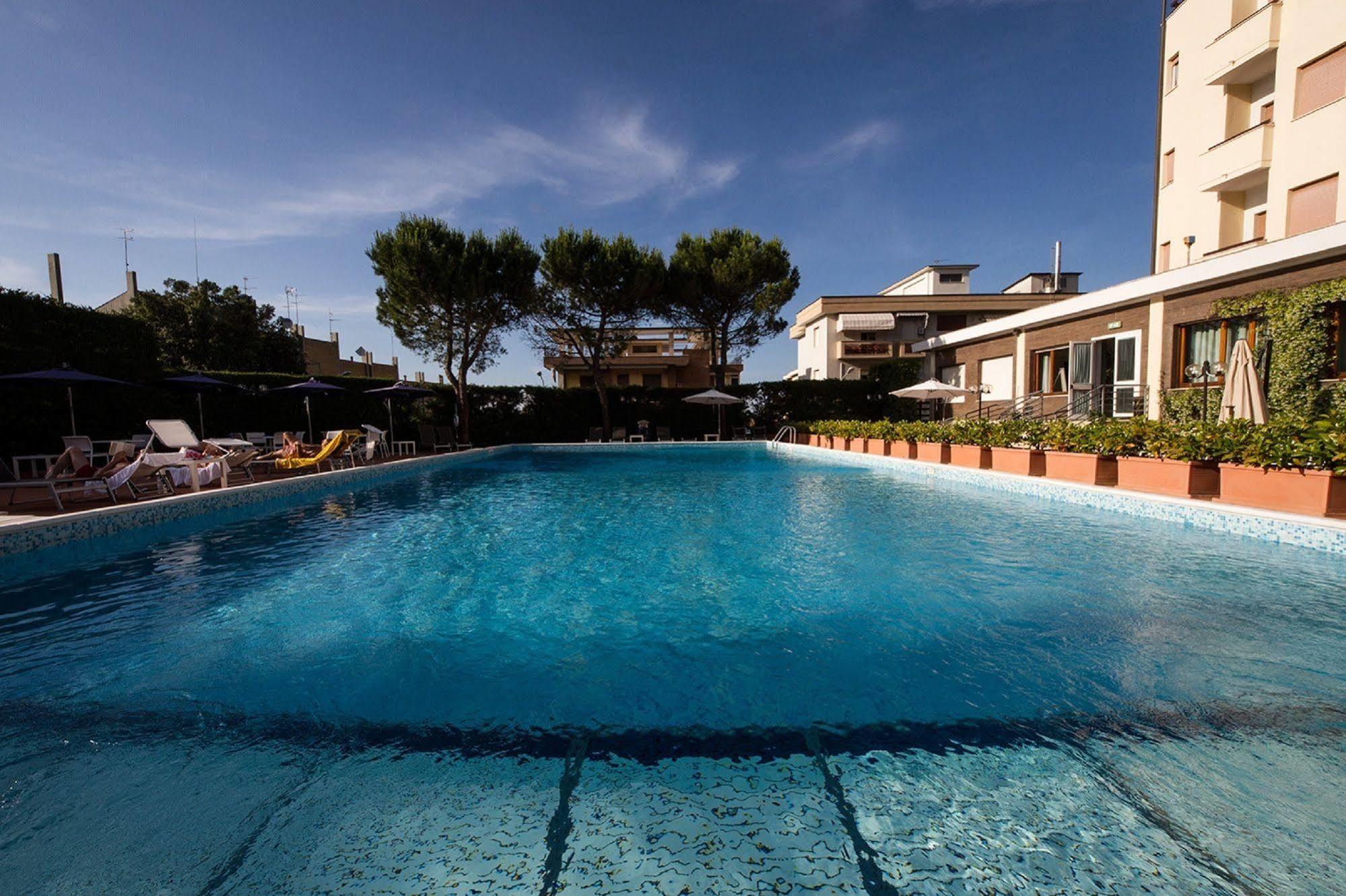 Touring Hotel 3*